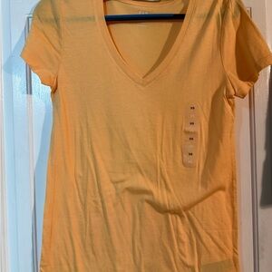 GAP Women's Sunny Yellow V-Neck Tee